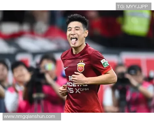 中国足球8号球星是谁 他在国际赛场上的表现如何