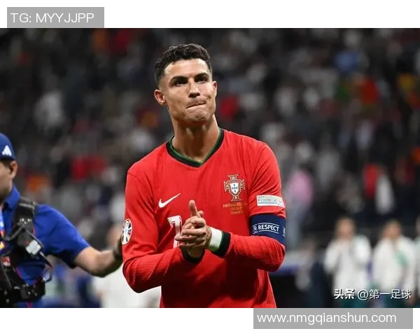 冷面杀手球星崛起 足球赛场上的隐秘传奇与极致对决