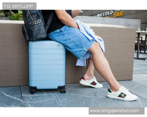 德国足球明星联名款秀丽旅行箱 打造运动与时尚完美结合的旅行体验 德国足球明星联名款秀丽旅行箱 打造运动与时尚完美结合的旅行体验